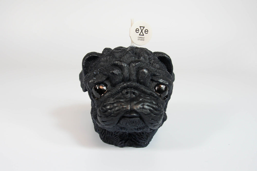 Pug Dog Candle: Black / Scent: Vanilla + Caramel