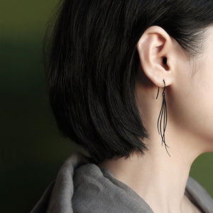 Black Breeze Earrings