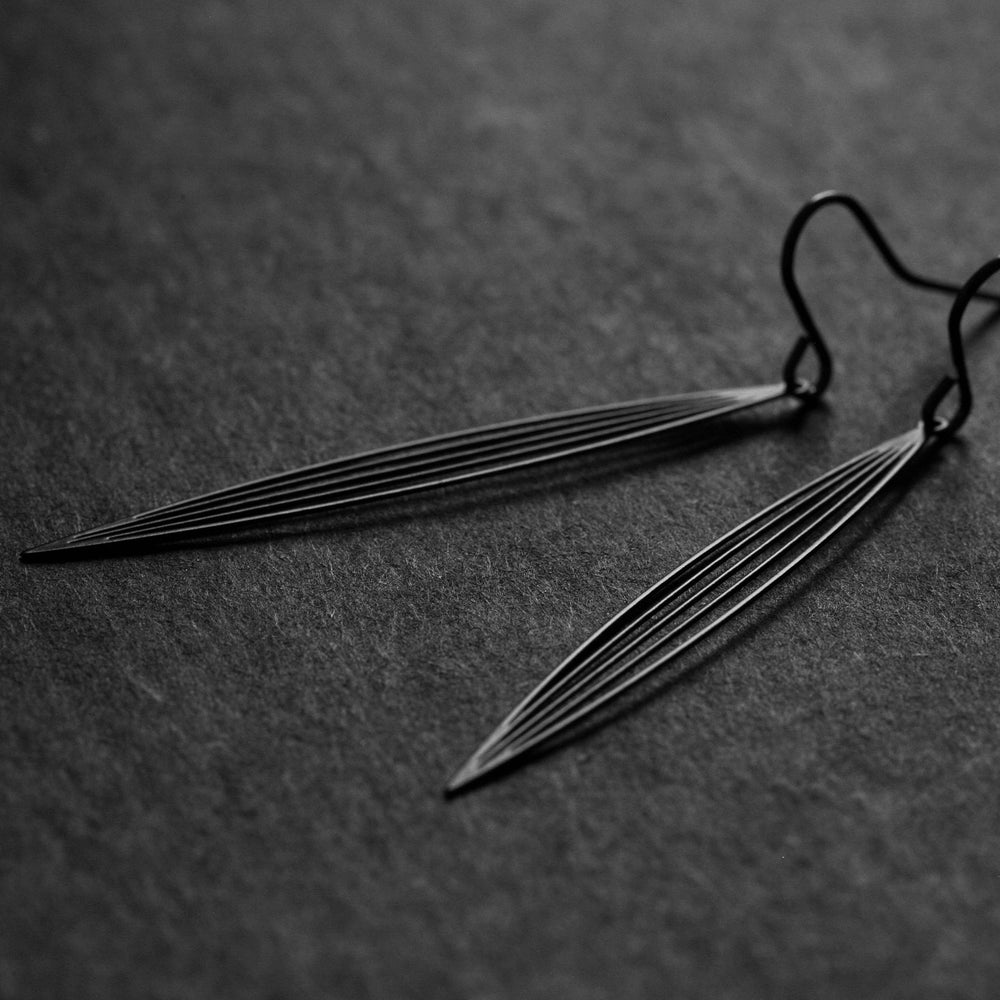 Sasagrass Earrings: S