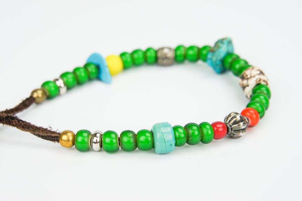 Rockin' Craft Handmade Vintage Leather Bracelet with White Heart Beads – Green Theme