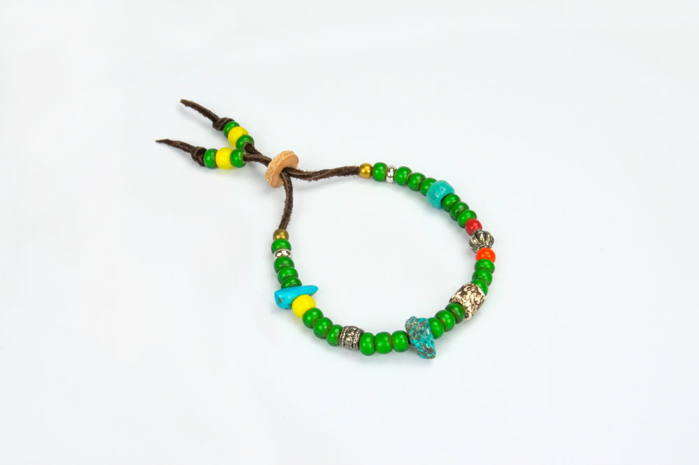 Rockin' Craft Handmade Vintage Leather Bracelet with White Heart Beads – Green Theme